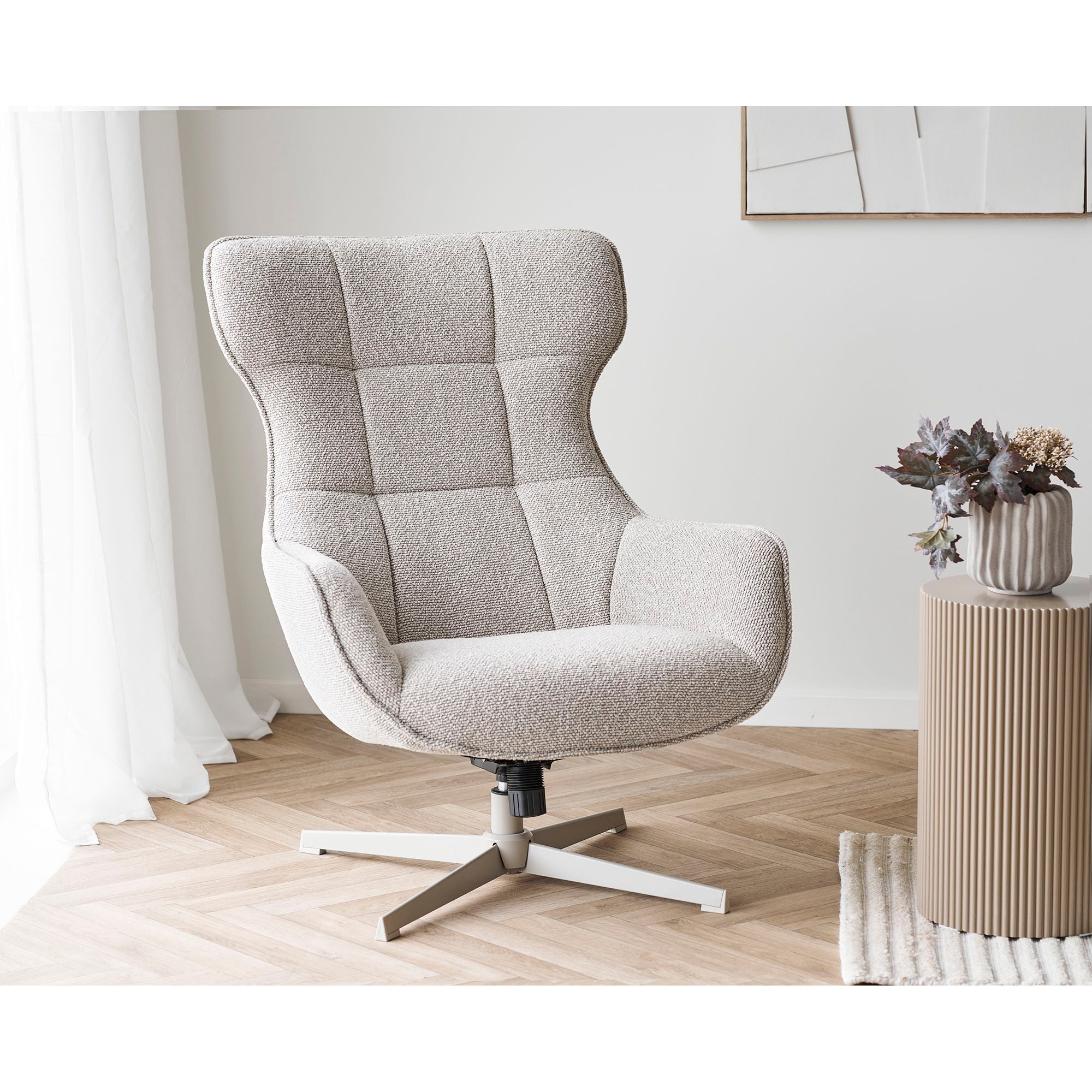Turin Lounge Chair with swivel function