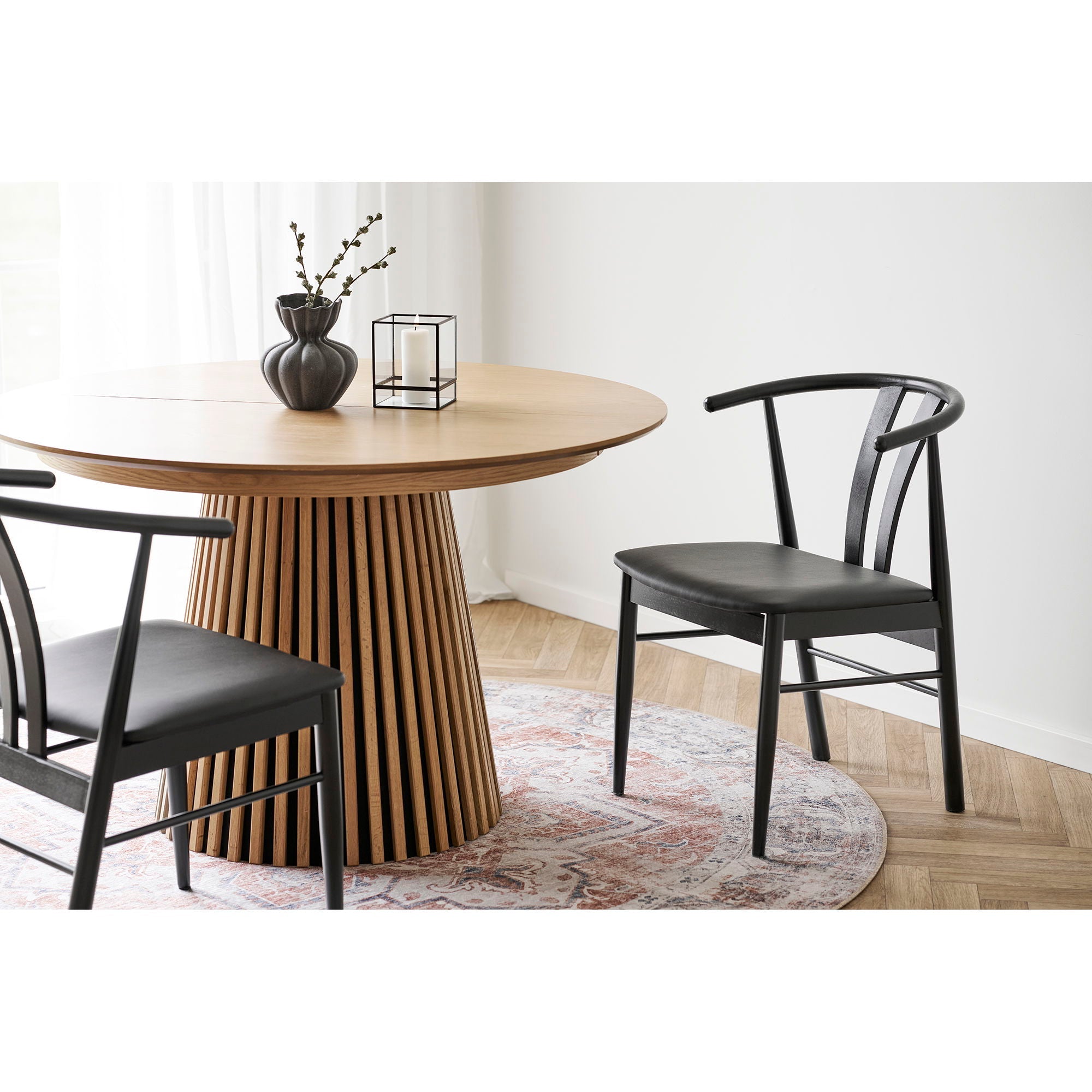 Chaise de salle à manger, bois de hêtre avec assise en PU, noir