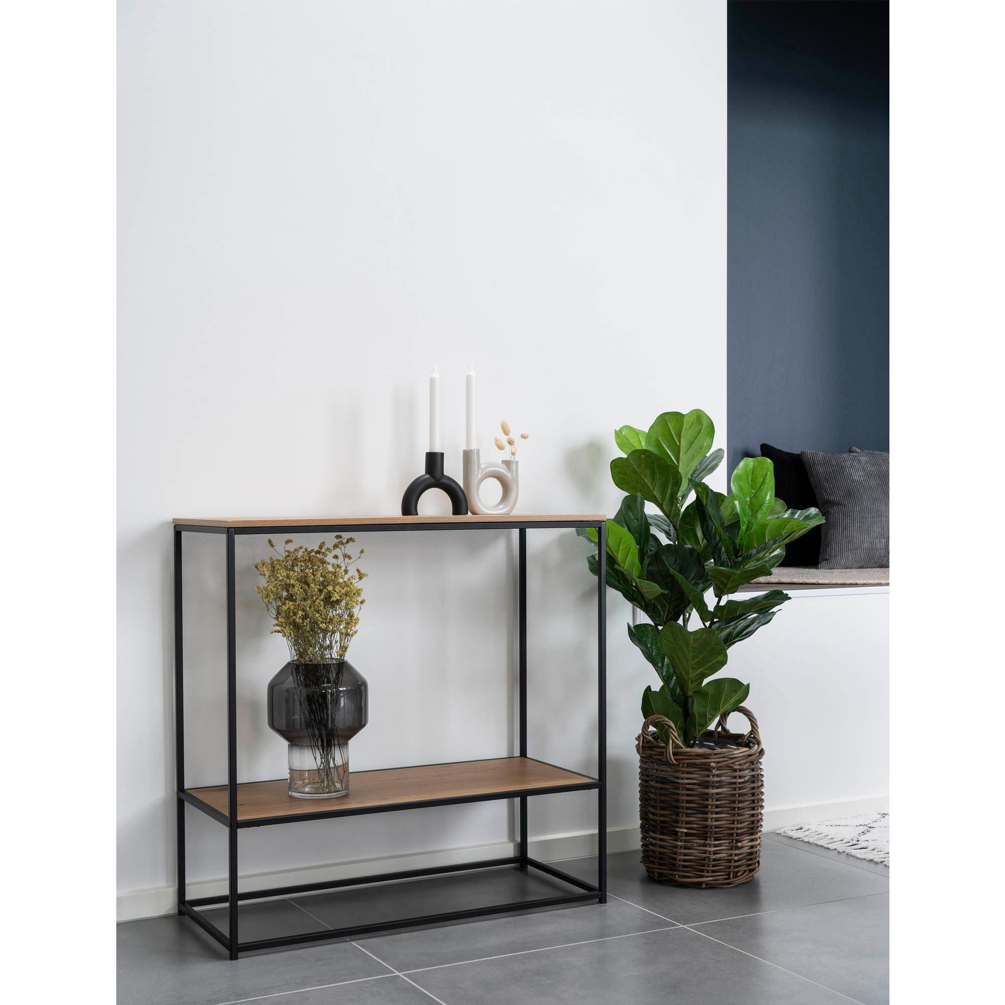 Vita Console table