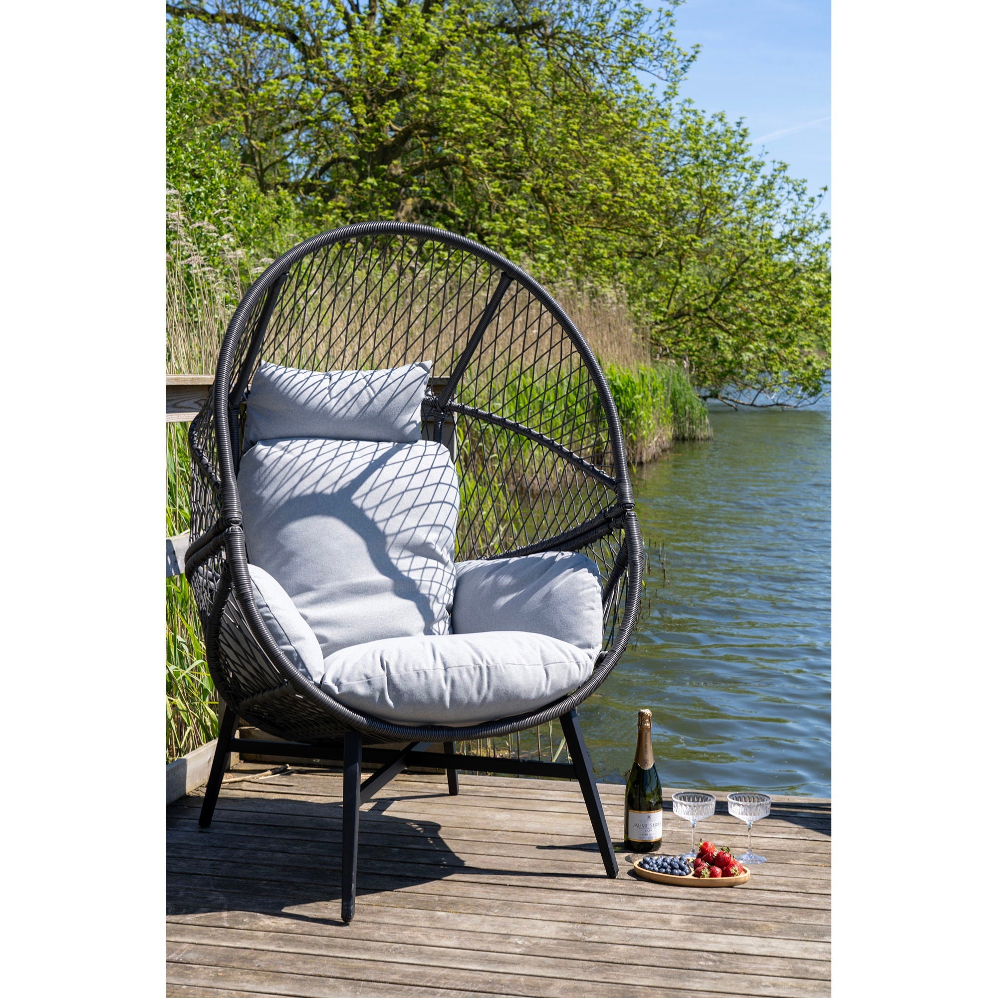 Rosario Lounge Chair