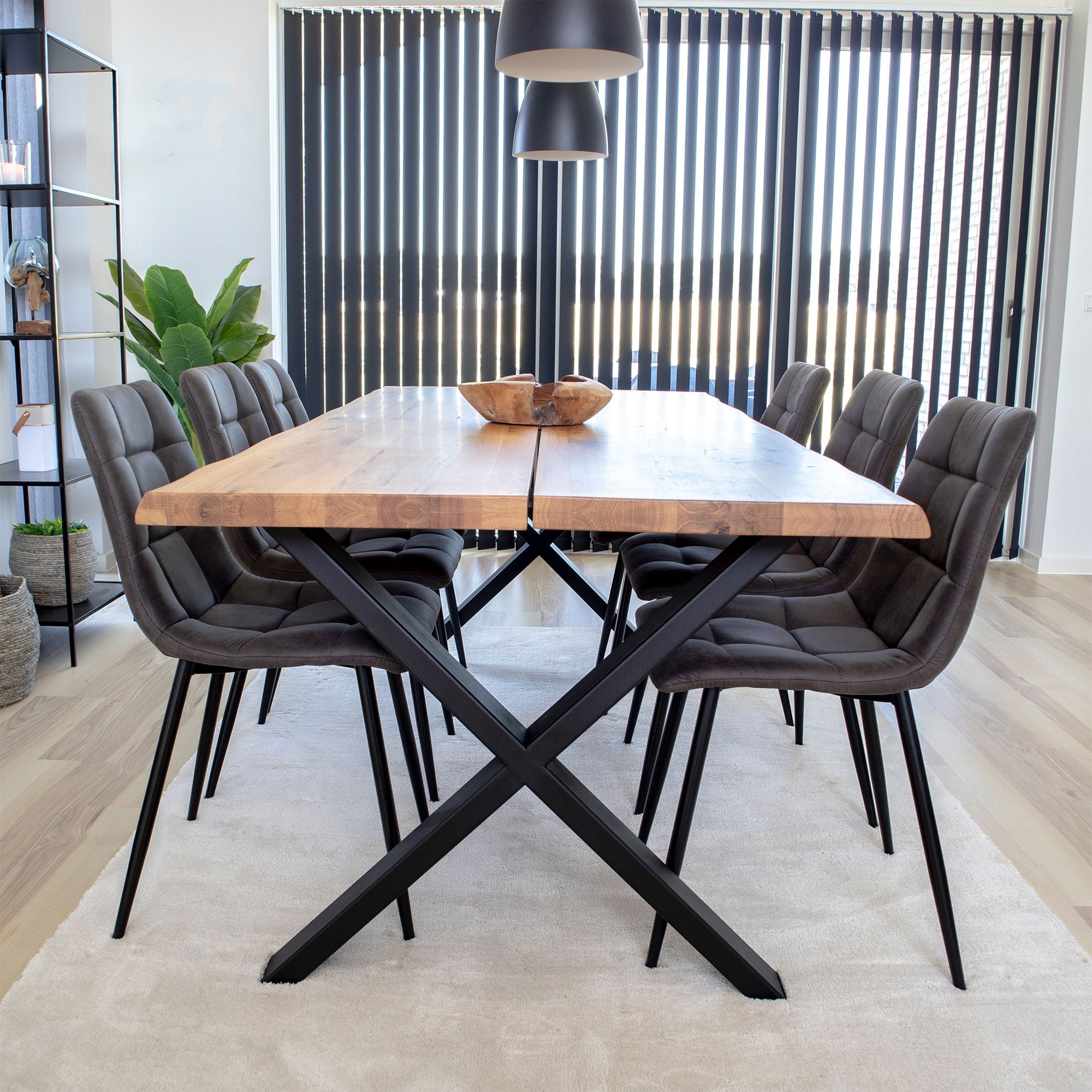 Toulon and Middelfart Dining Set
