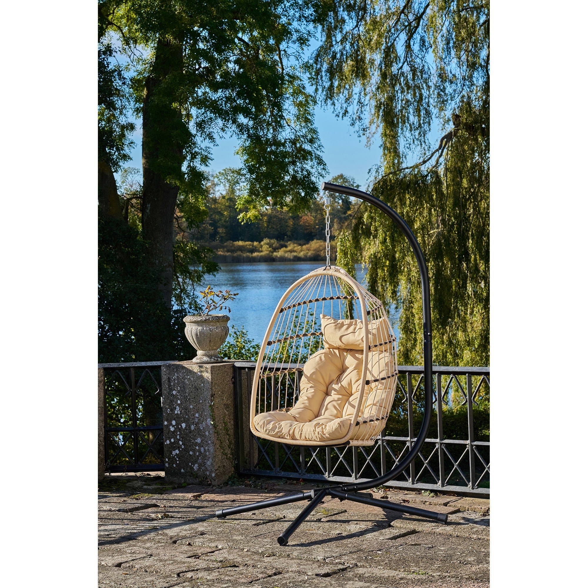 Patras Hanging Chair
